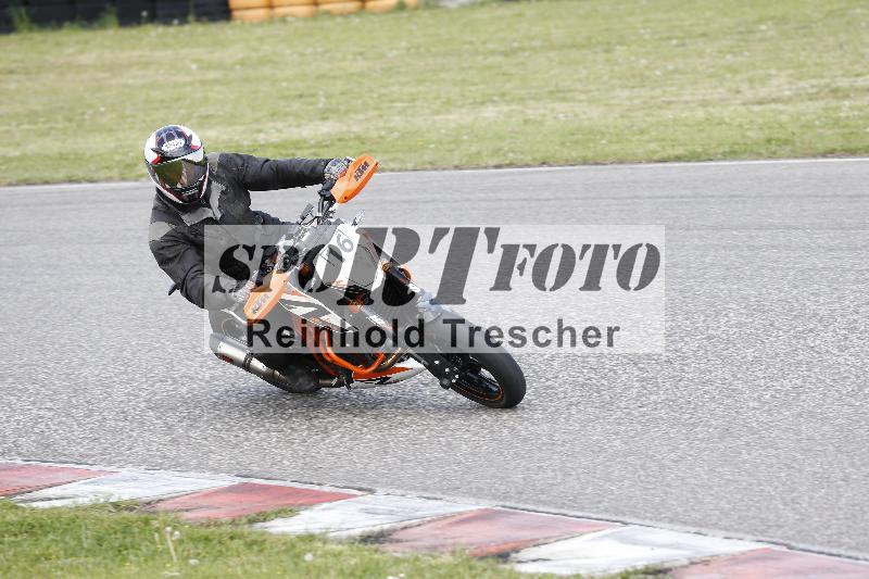 /Archiv-2025/09 22.04.2025 Cornu Master School ADR/gruen-vert/16